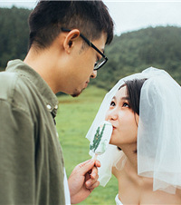 人生中第一次婚纱照超满意!全程星星望着老公,都被抓拍下来了