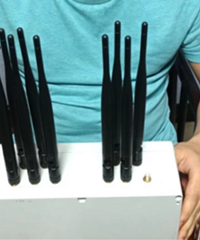 半夜收到短信,银行卡被转走14000