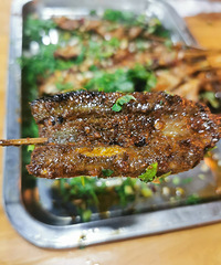 �Ի�С���ڵ���ɽ��