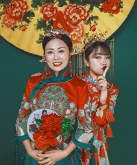 30年第一次和妈妈这么认真的同框,超爱我们的“另类”闺蜜照