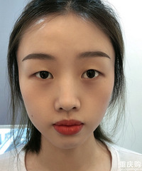 纹眉当天就能碰水,现在出门就只用画眼睛和口红
