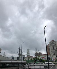 直播:在上海迎接台风