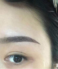 第一次纹眉就很成功,眉毛自然好看