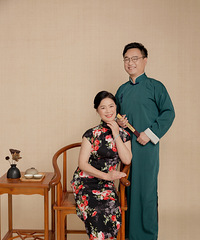 父母是乐天派而且思想很前卫,他们觉得不给互相添麻是最好的关系