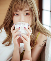 ��ɫ�ĵ��������ҵĻƷ����ǻ������Ը�