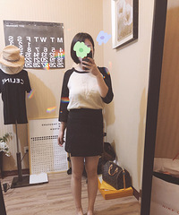 UR�Լ۱���ߣ�15�������˿T���ڶ��ڴ���ƴɫ���ʱ�и�