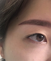 跟着购物狂活动纹的眉毛,根根分明,自然好看