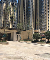 出租主城商铺