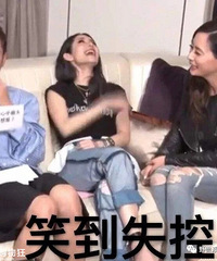 萧亚轩公布新恋情,24岁鲜肉,年轻帅气的男友标配没变