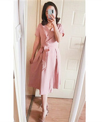 ��һ���Ĵ�ɫ����ȹ�����Ϻ����ݣ�����Ч������ֱ����