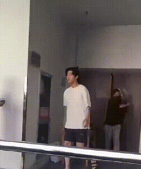 NPC��Ц��ͼ�ϼ���ɳ���к����ֶ�