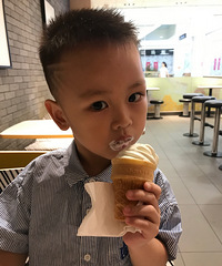 ���ڣ��Ҷ���Ҳӵ����һ��˧����֤���գ�