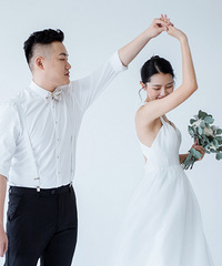 第二次拍婚纱照 ,这组日系户外婚纱好喜欢,大家都说我像陈怡蓉