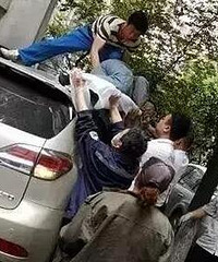 他6楼摔下砸毁豪车!醒来第一句话