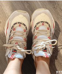 FILA�ϵ�Ь����һ��Ҫӵ�а�����ɫ��ĺܿɰ�����ʽ���ô��