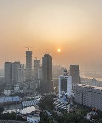 ����70����ǰϦ�ֻ����������ճ�