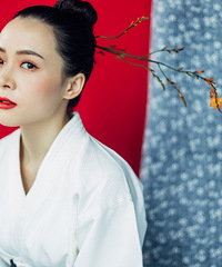 ���ձ��黳���ң���������һ�鳬�����ڵ���ʽд��