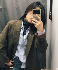买的最多的是衬衫百搭大方