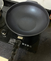 跟团入的不粘锅挺满意,真的完全不粘