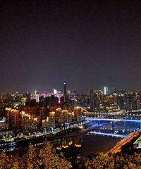 ���Ǿ��ѿ�ҹ�������ĵط����ʺ�ˣ���ѣ�����ɽ����