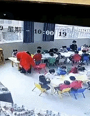 2����������4�����ӣ��ҳ������ˣ������ֻ�Ӧ��������ʦ���о�
