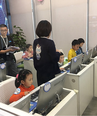 �о���̻�ͦ����˼�ģ����������Сѧ�ö඼���˱�̿�