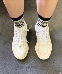 这双白色老爹鞋,超级显腿长!穿着感觉很舒服