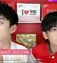 �������������ֱ����������̫��Ц