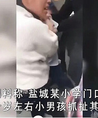 ���豻10���Ķ�����������סͷ�������µĺ��ӣ��ɱ������裡