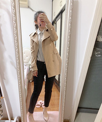 阔腿牛仔裤是今年的新宠,显高显瘦还能搭风衣