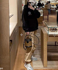 LV走秀款水桶包了解一下?说是今年最难买的包包之一了