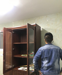5万多元的办公家具4000多便宜处理了。