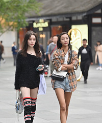 打望太古里秋季街拍,你们觉得好看不?
