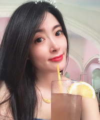 朋友都在购物狂遇到了合适的另一半,我也想脱单