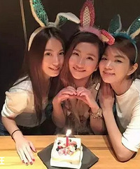 ���й���һŮ�����š���������Ī��