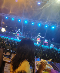 ��������600�����������������ˣ�¶��б��ݣ���������ˣ����