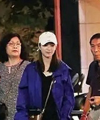 ���ʸ��������Խ��׷粨��͵��ܶ�