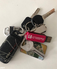 ͬѧ�ۻ�����Կ���б��۱��������ڴ��꣬�����ó�Կ��ʱ����Ĭ��