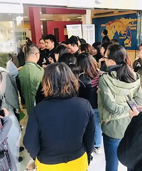 “变味”的冬令营,北京某学校冬令营报名现场目击