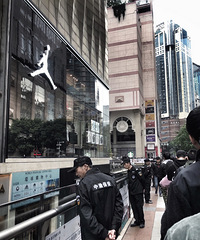 直播重庆AJ旗舰店开业