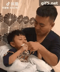 有了二胎,老大成这样