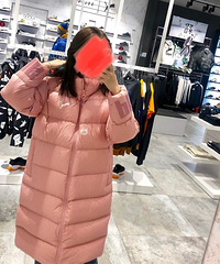 PUMA这件羽绒服可以买吗?穿S有点大