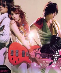 �ɶ����߳��ֶӣ�˳����Ƥ�����У�