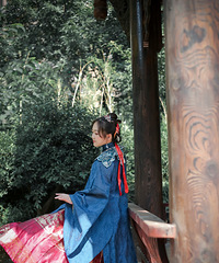 ��Ӻ���ֱ�ӱ����ο�������ƣ�һ��˧����һ����Ů