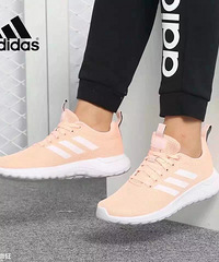 Adidas特卖会,帽子9元,鞋子79元起