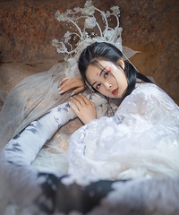 ��԰��԰����һ���ɾ��İ��ߣ���δ����