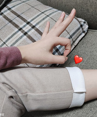 只穿一条裤子,是我作为年轻人最后的倔强