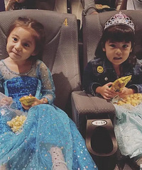 ƭŮϵУ־Ůһͬۿ˵ӰѩԵ