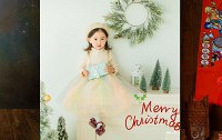 给自称小姐姐的3岁小妖精,拍了套新年照