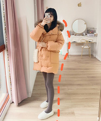 冬天新买的橘色羽绒服,穿上活力满满超好看